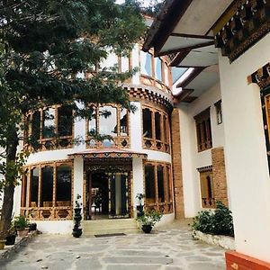 Damchen Resort
